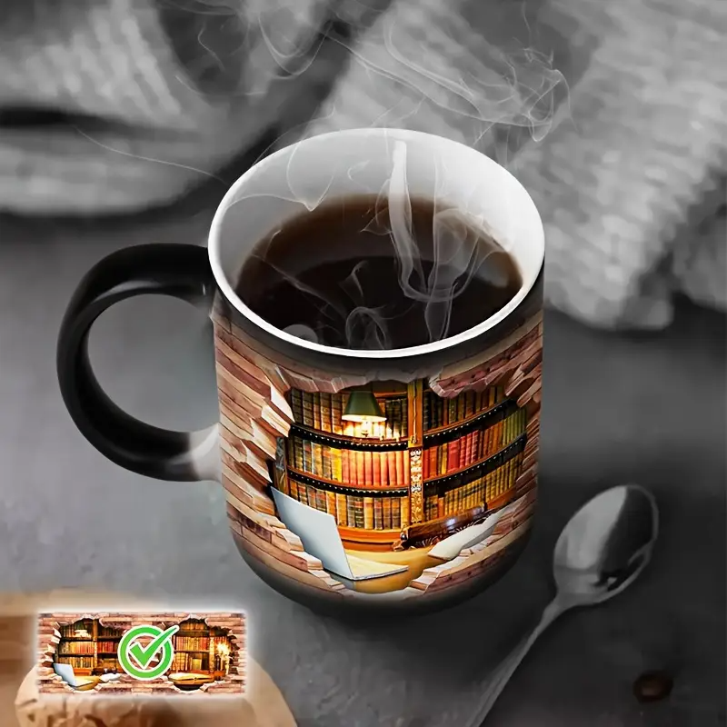 Affascinante Tazza in Ceramica Termosensibile per Amanti dei Libri